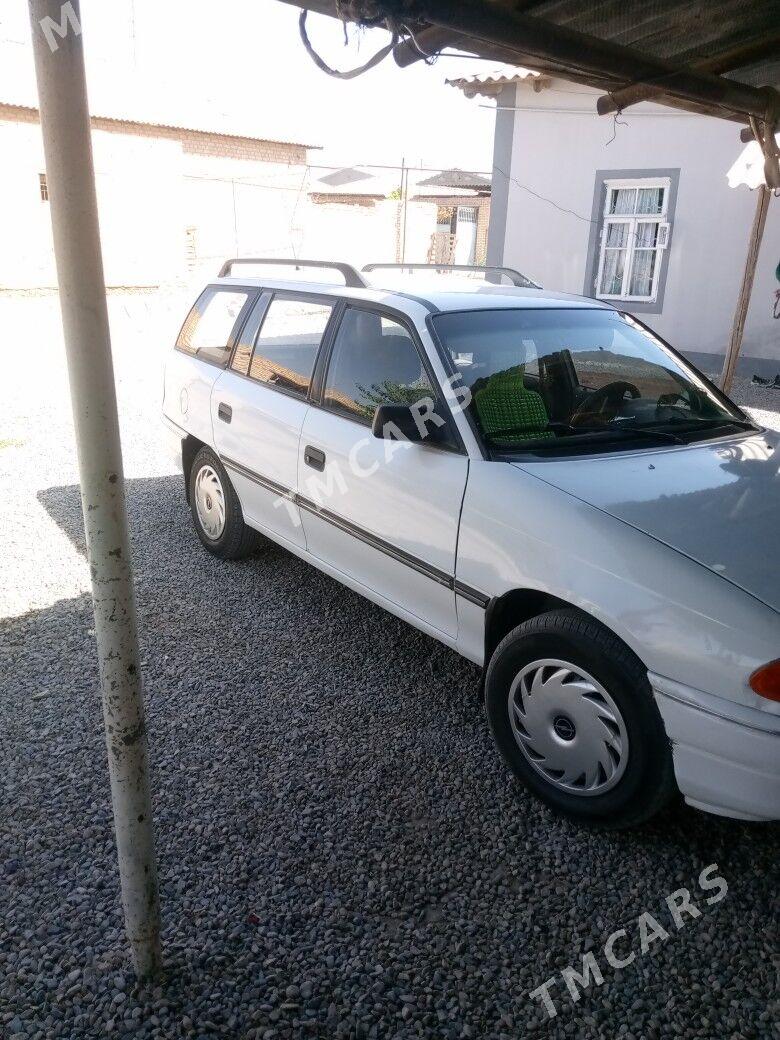 Opel Astra 1994 - 42 000 TMT - Мары - img 5