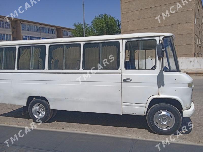 Mercedes-Benz Viano 1995 - 80 000 TMT - Ýolöten - img 3