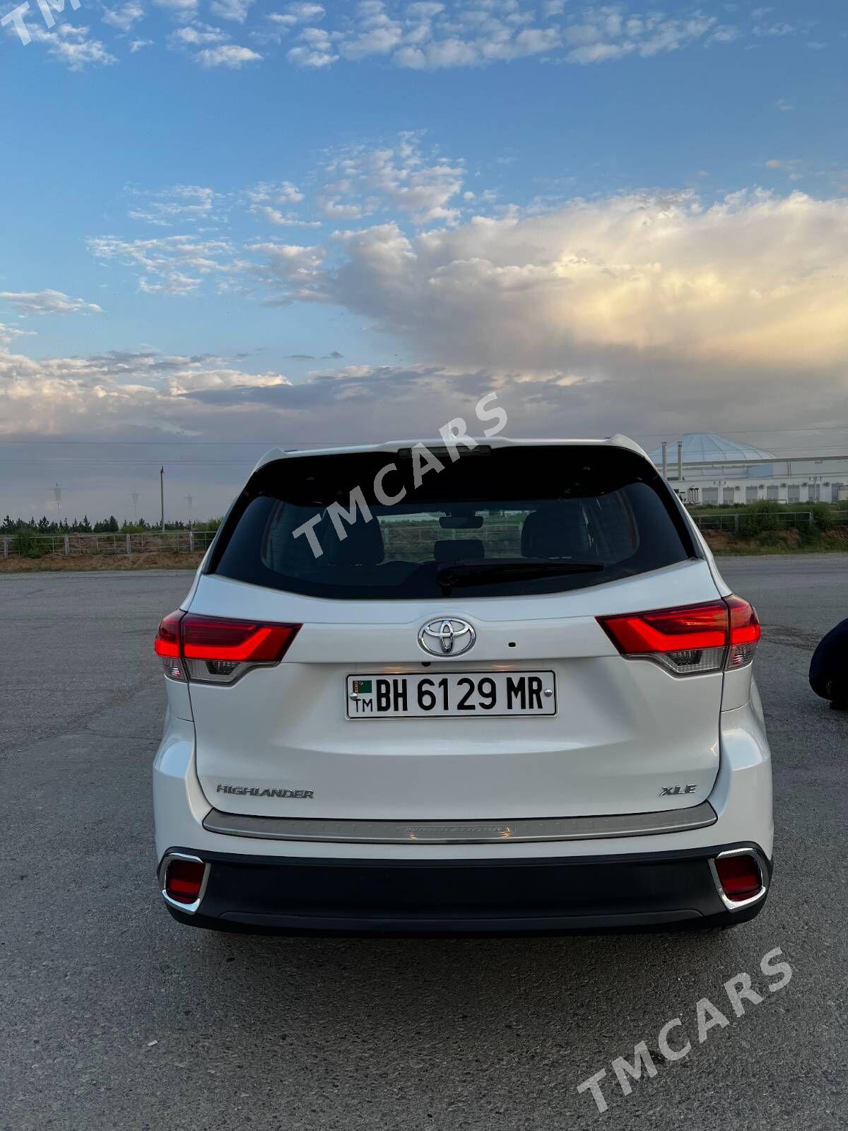 Toyota Highlander 2018 - 460 000 TMT - Мары - img 7