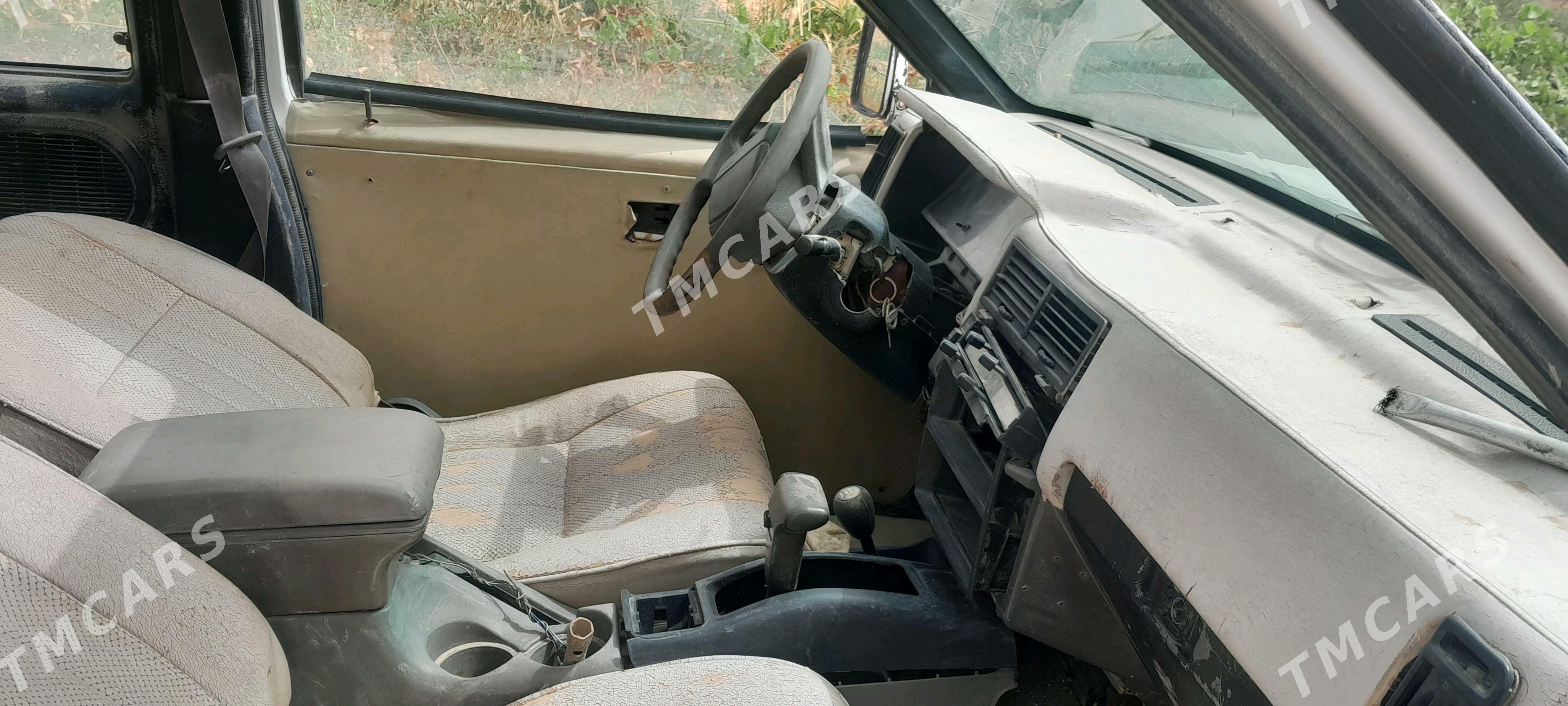 Nissan Pathfinder 1994 - 12 000 TMT - Tejen - img 8
