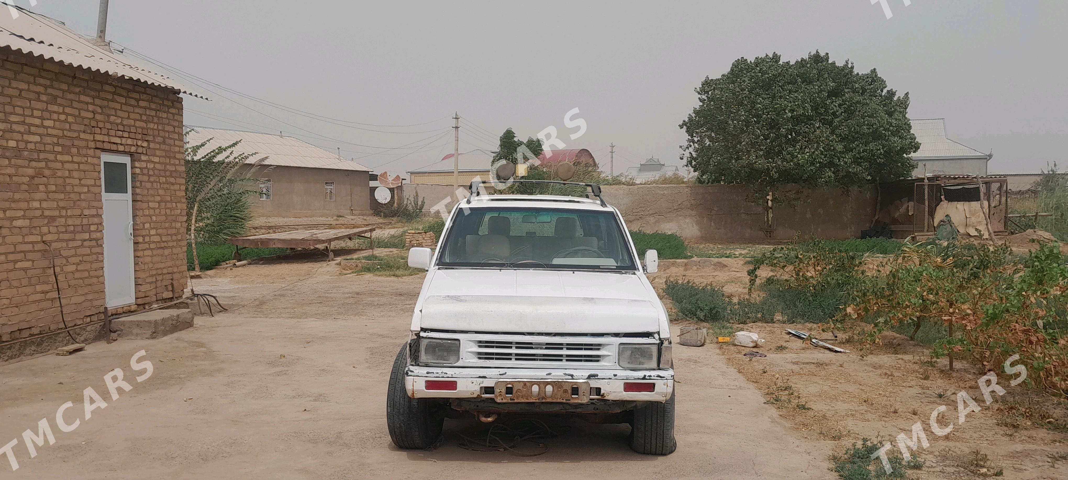 Nissan Pathfinder 1994 - 12 000 TMT - Tejen - img 10
