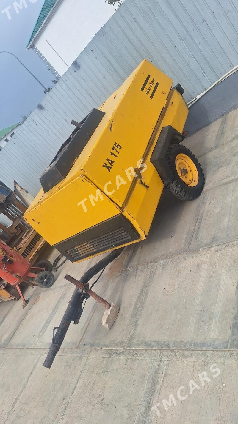 JCB 3CX Compact 2012 - 85 000 TMT - Ашхабад - img 2