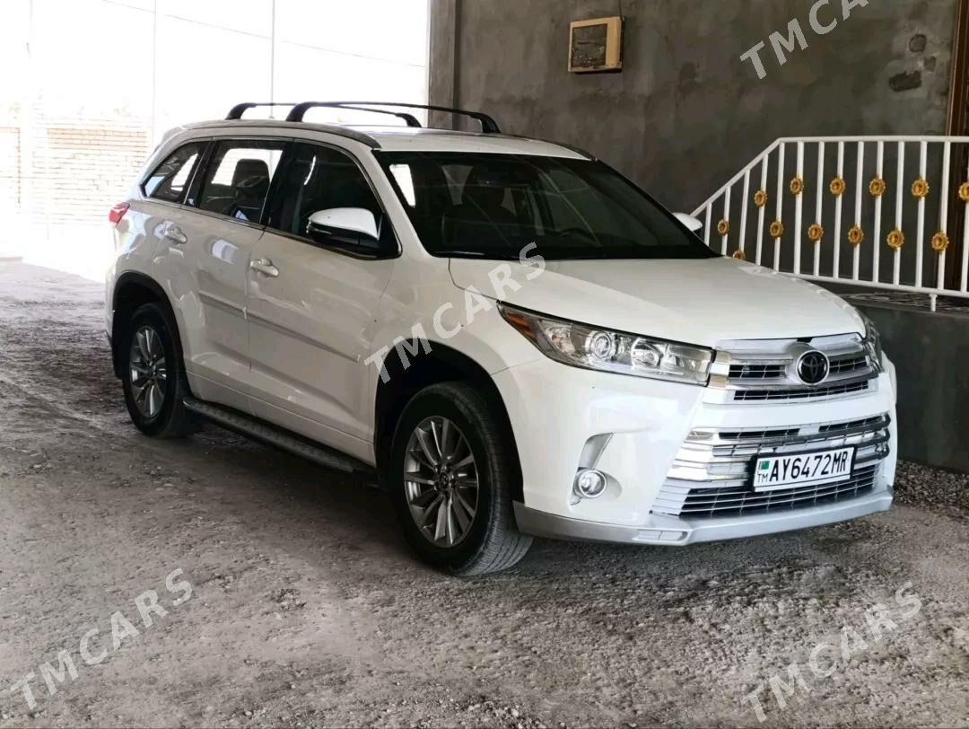 Toyota Highlander 2018 - 460 000 TMT - Мургап - img 2