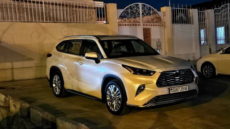 Toyota Highlander 2020 - 660 000 TMT - Ашхабад - img 4