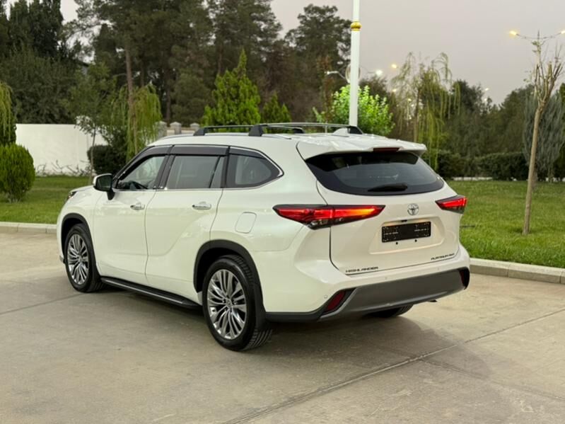 Toyota Highlander 2020 - 670 000 TMT - Aşgabat - img 6