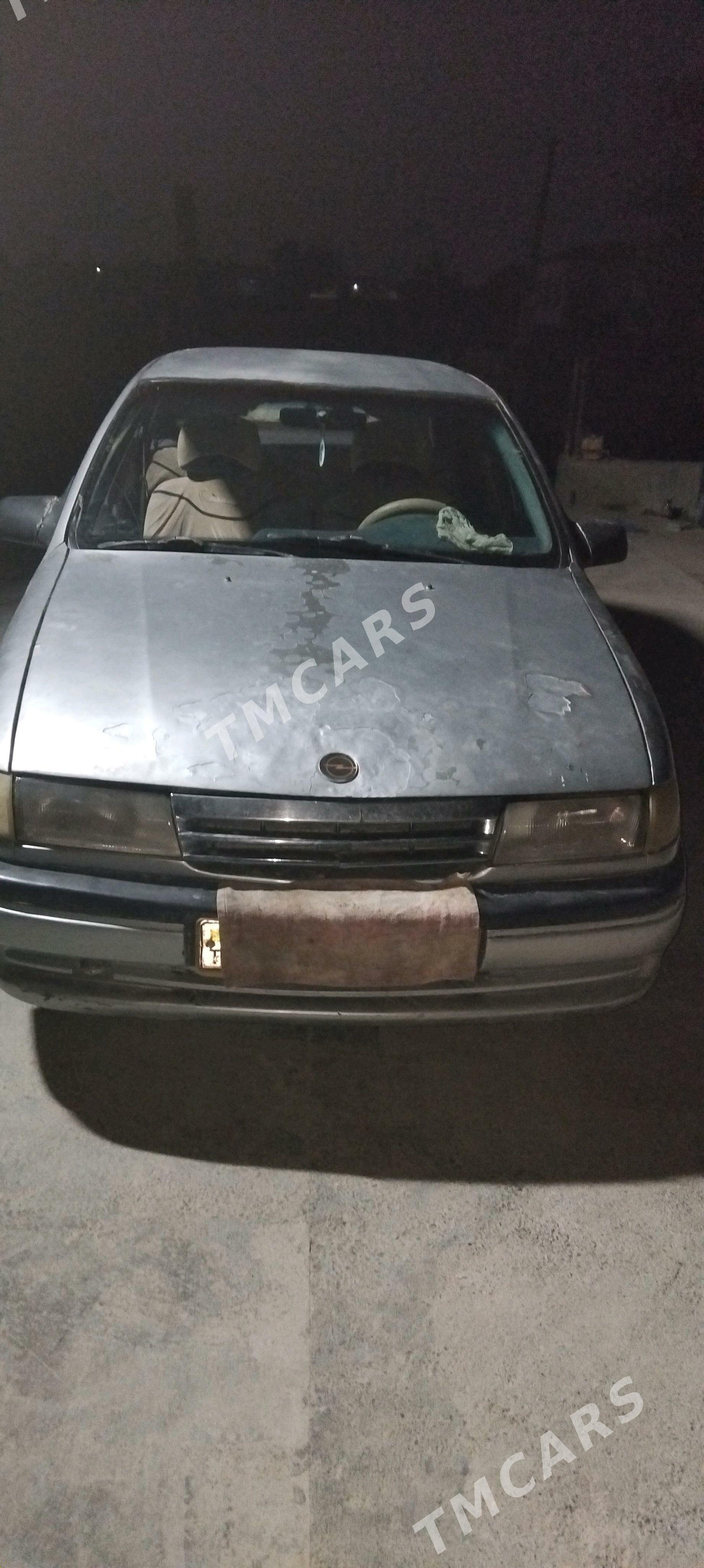 Opel Vectra 1993 - 20 000 TMT - Bäherden - img 4