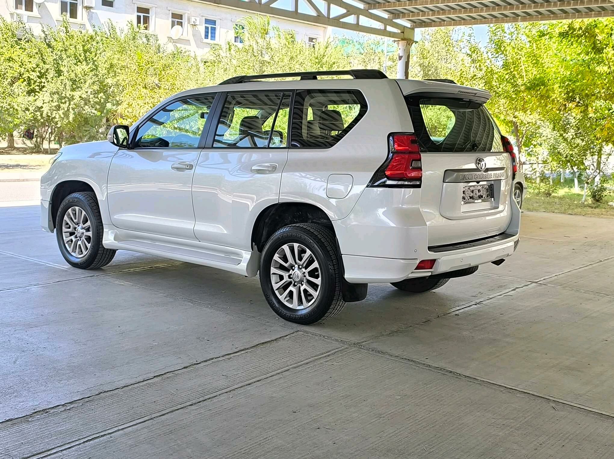 Toyota Land Cruiser Prado 2019 - 830 000 TMT - Türkmenabat - img 4