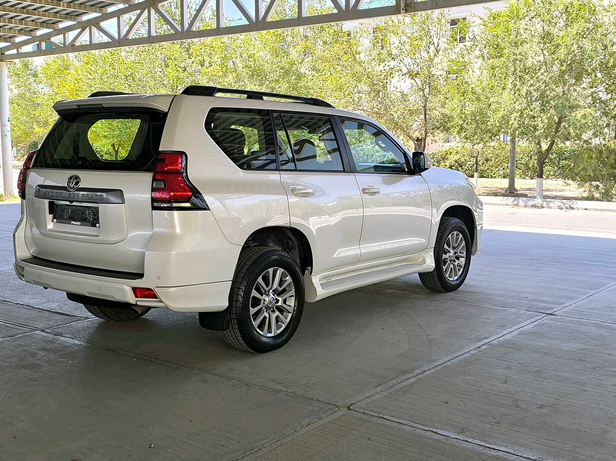 Toyota Land Cruiser Prado 2019 - 830 000 TMT - Türkmenabat - img 3