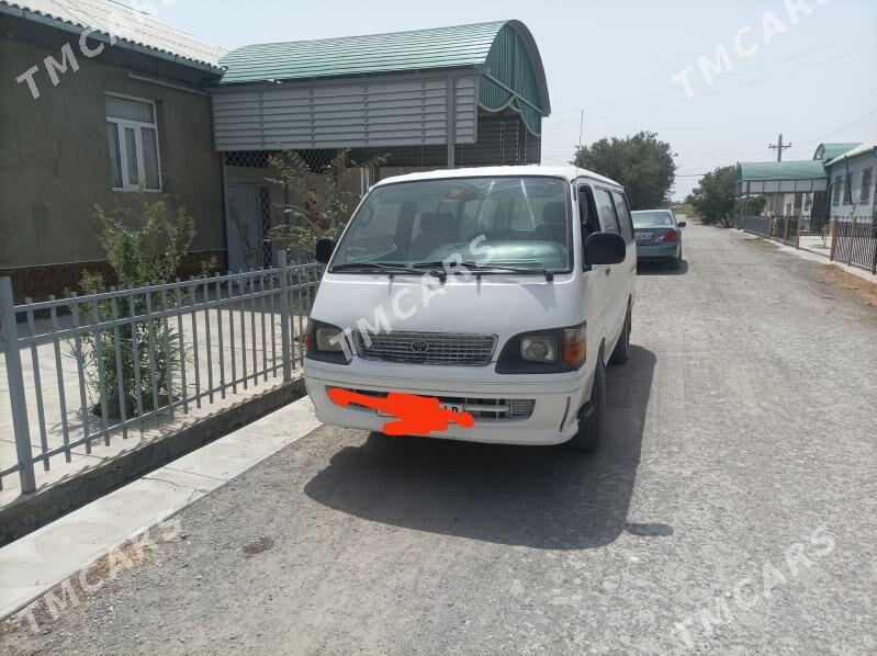 Toyota Hiace 2003 - 90 000 TMT - Койтендаг - img 3
