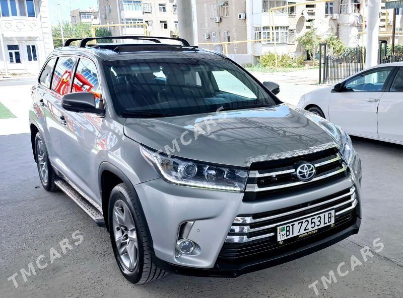 Toyota Highlander 2017 - 440 000 TMT - Туркменабат - img 8