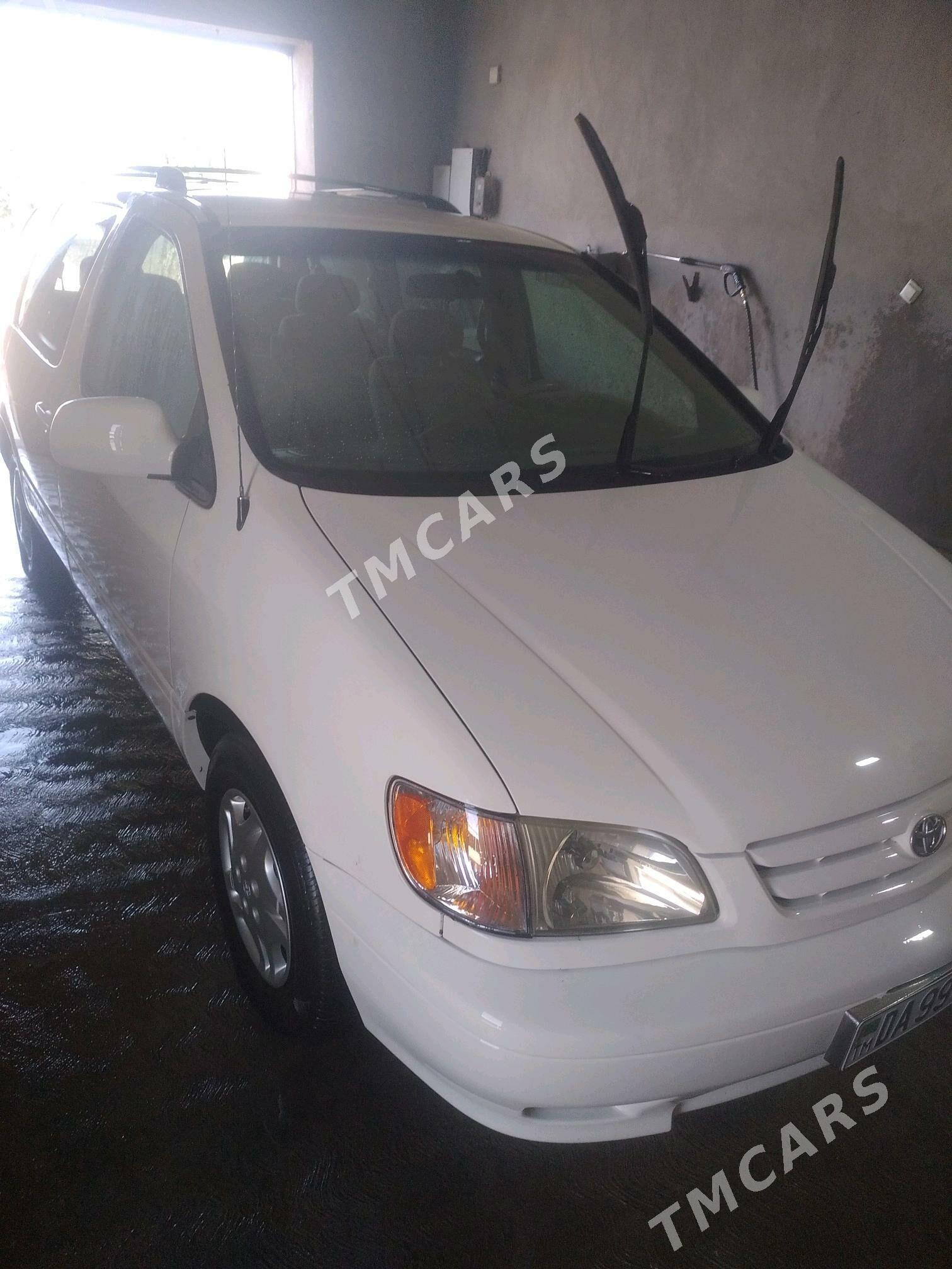 Toyota Sienna 2002 - 170 000 TMT - Tagtabazar - img 3