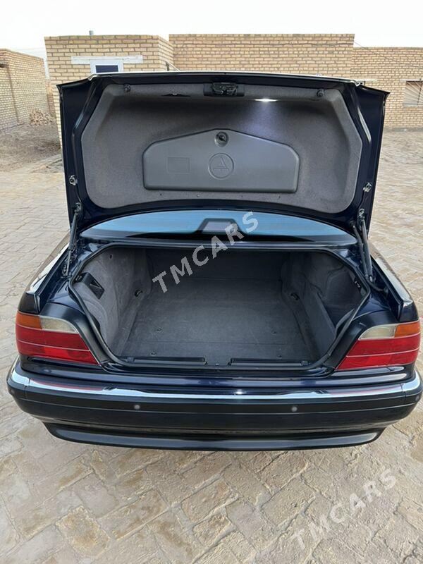 BMW 740 1995 - 140 000 TMT - Байрамали - img 5