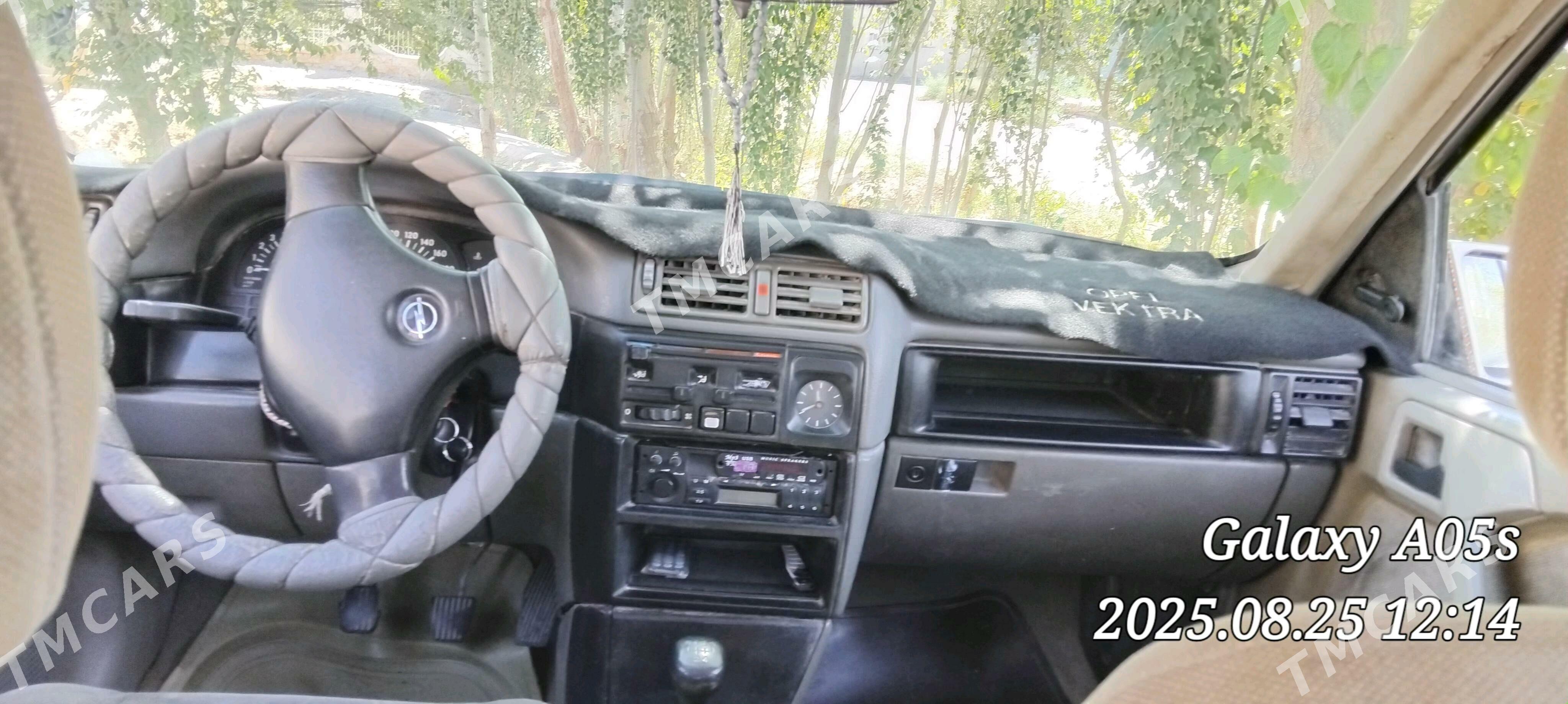 Opel Vectra 1991 - 45 000 TMT - Болдумсаз - img 4