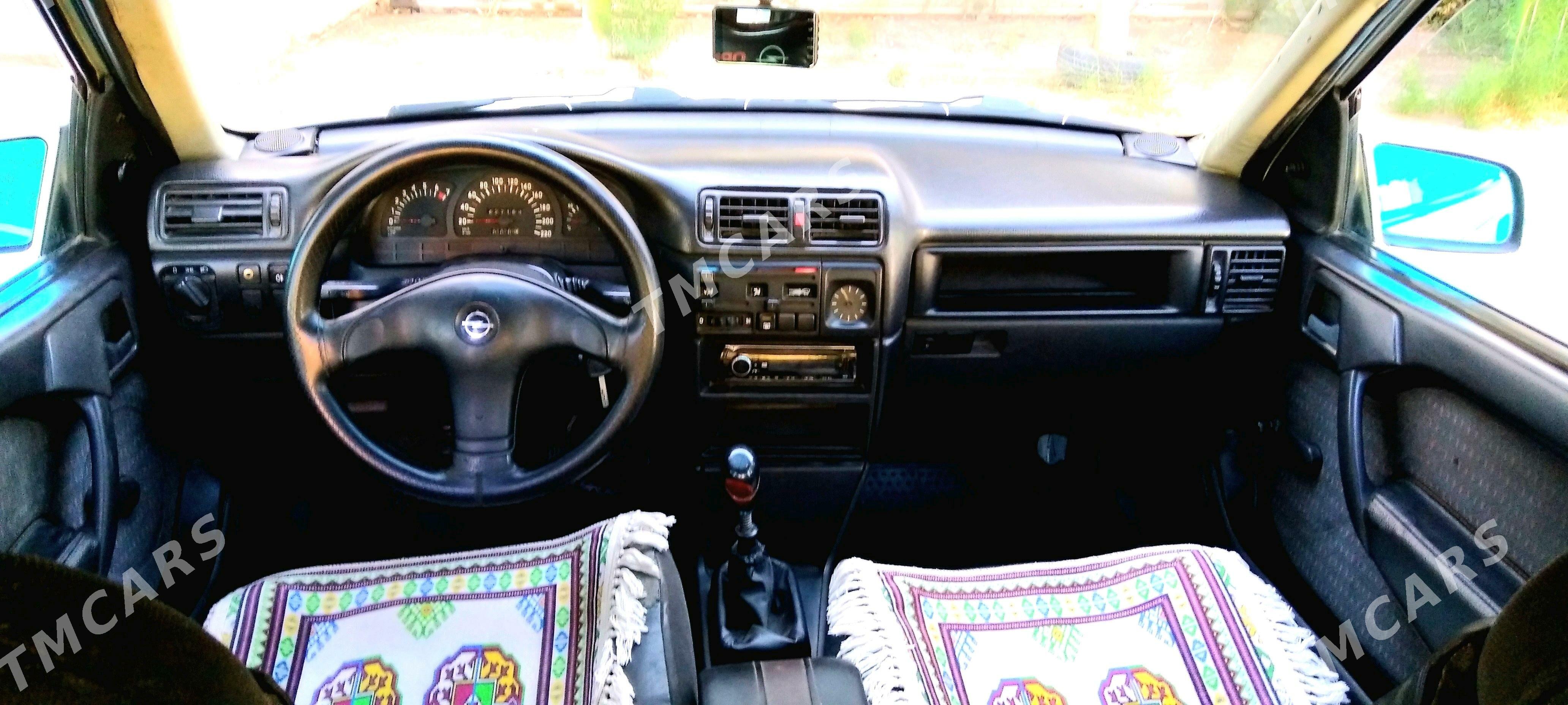 Opel Vectra 1993 - 47 000 TMT - Türkmenabat - img 4