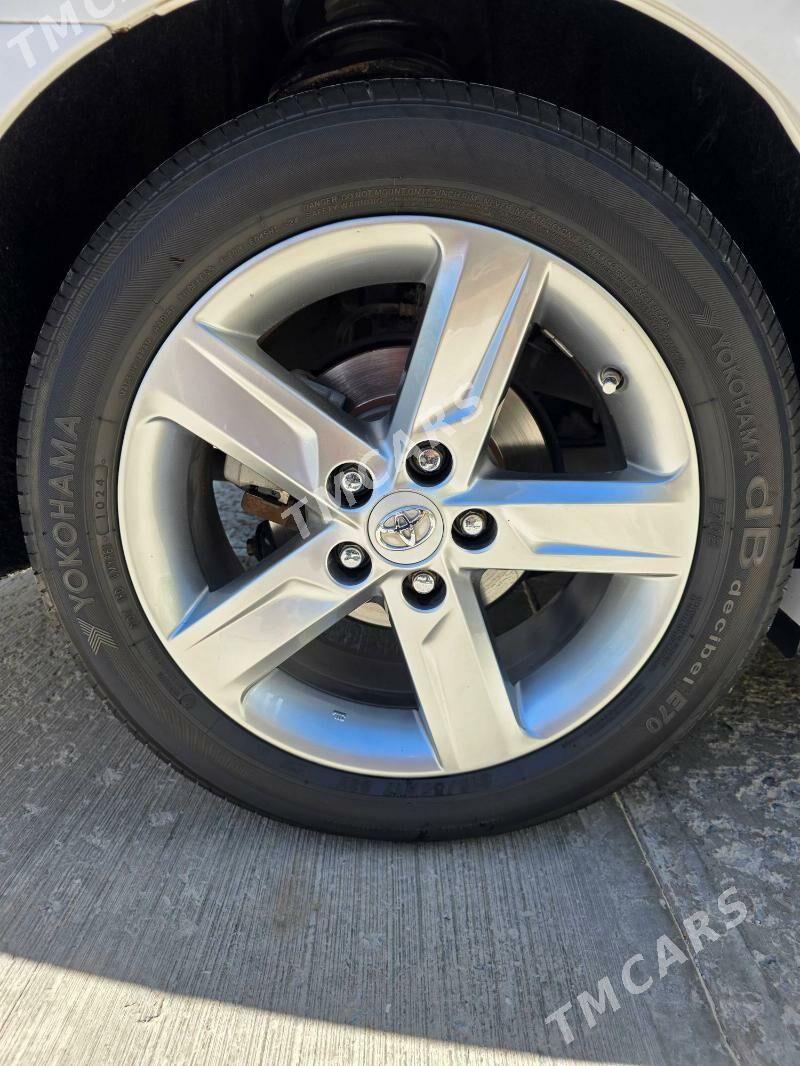 Toyota Camry 2014 - 250 000 TMT - Gyzylarbat - img 5