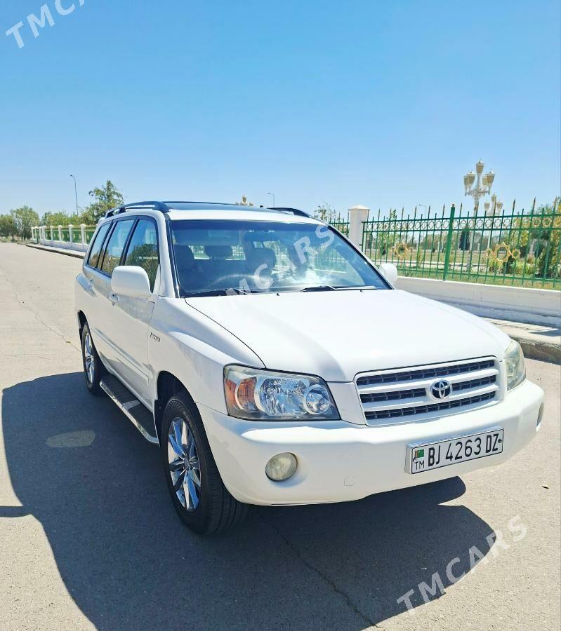 Toyota Highlander 2003 - 240 000 TMT - Гурбансолтан Едже - img 4