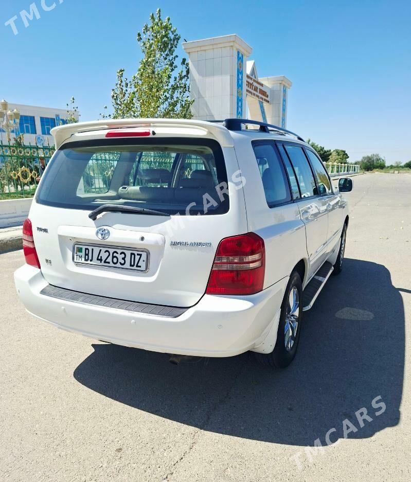 Toyota Highlander 2003 - 240 000 TMT - Гурбансолтан Едже - img 5