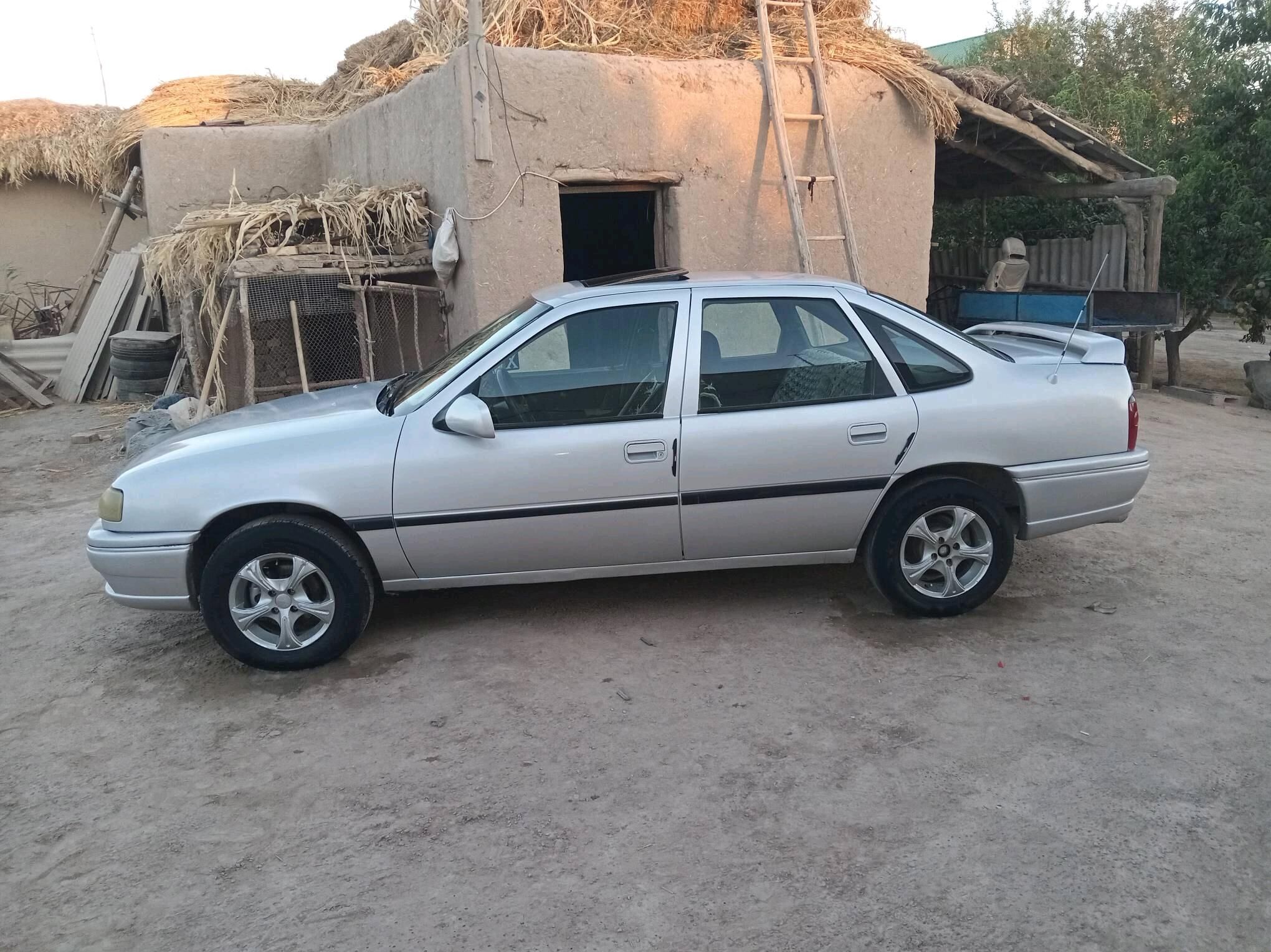 Opel Vectra 1993 - 35 000 TMT - Гурбансолтан Едже - img 3