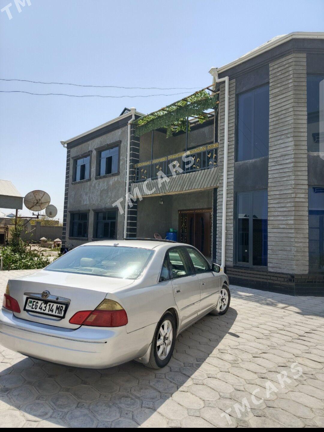 Toyota Avalon 2003 - 129 000 TMT - Байрамали - img 2