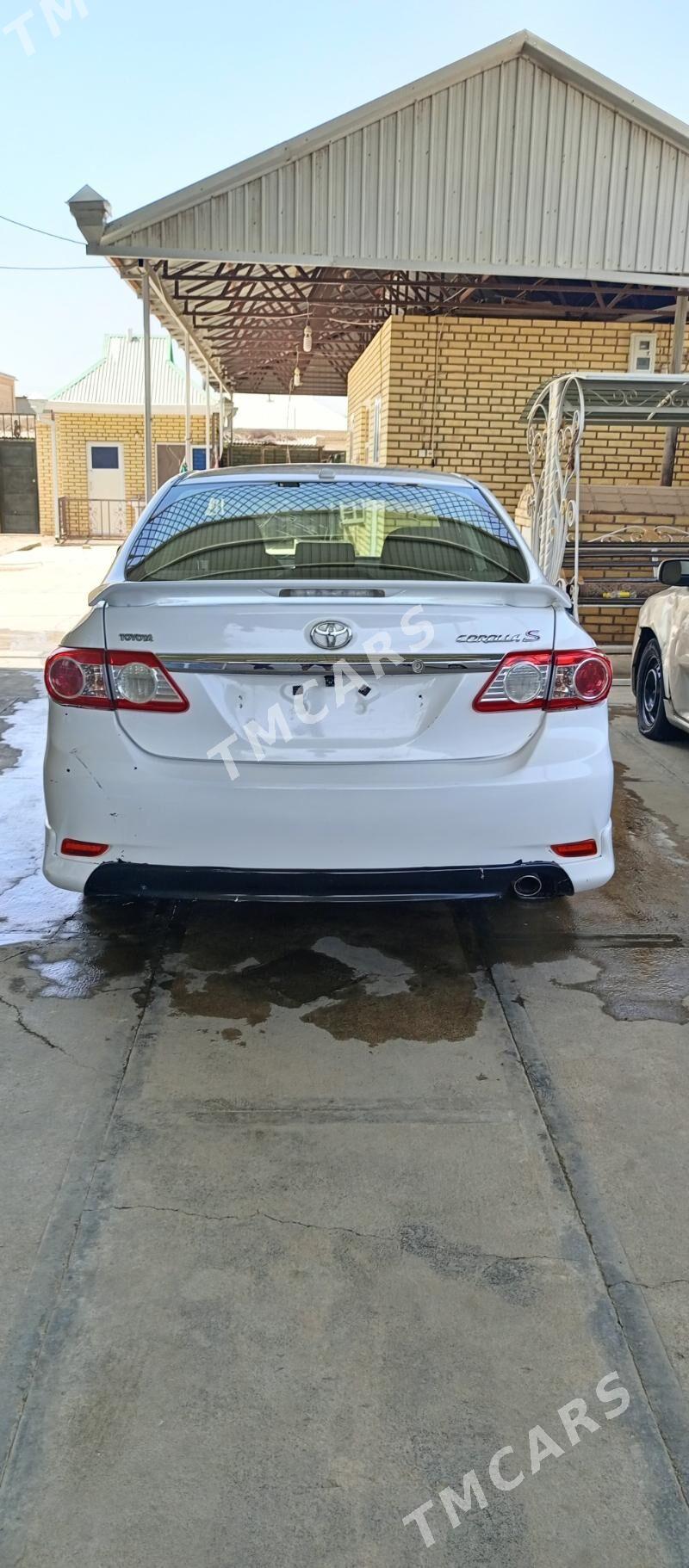 Toyota Corolla 2012 - 124 000 TMT - Мары - img 1