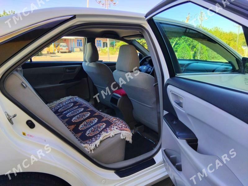 Toyota Camry 2015 - 255 000 TMT - Дашогуз - img 5