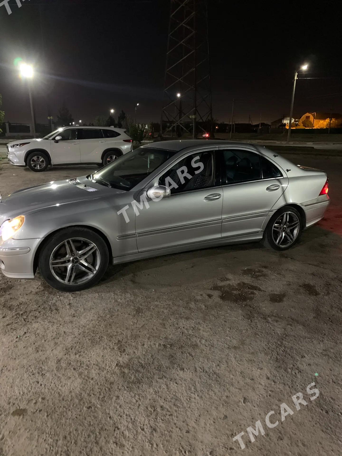 Mercedes-Benz C350 2006 - 130 000 TMT - Мары - img 2