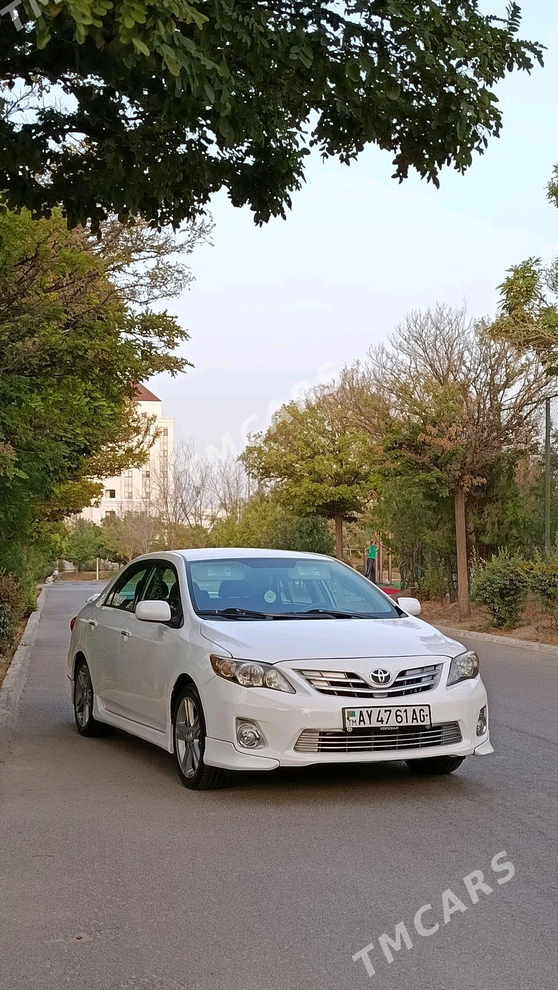 Toyota Corolla 2011 - 182 000 TMT - Aşgabat - img 4