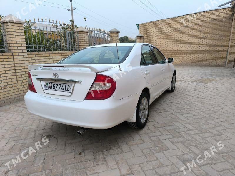 Toyota Camry 2002 - 129 000 TMT - Halaç - img 5