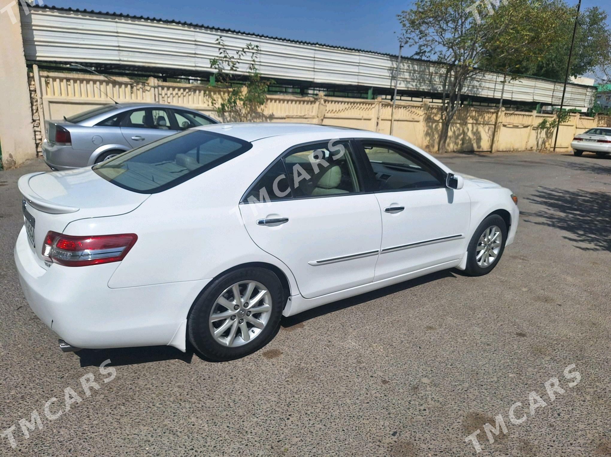 Toyota Camry 2010 - 200 000 TMT - Ашхабад - img 2