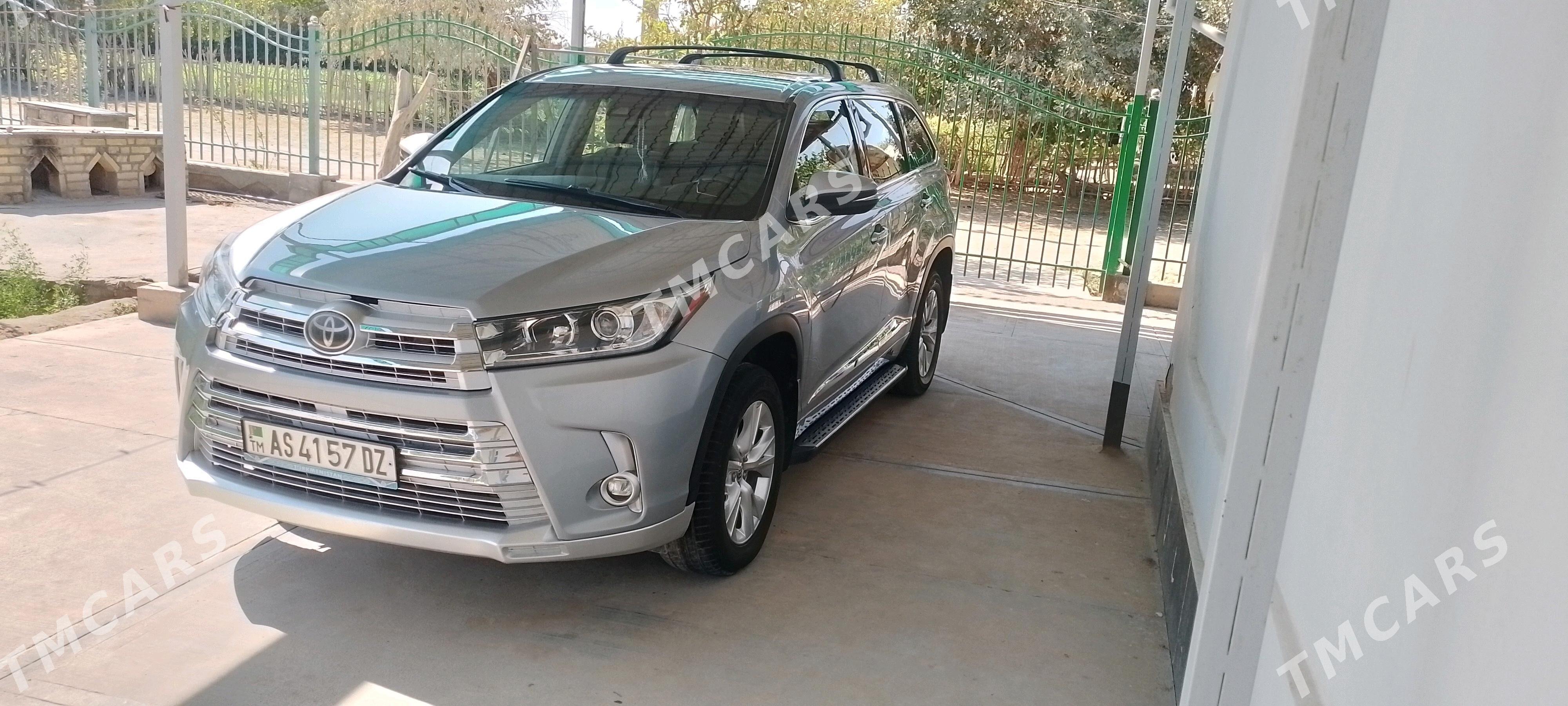Toyota Highlander 2018 - 380 000 TMT - Гороглы (Тагта) - img 4