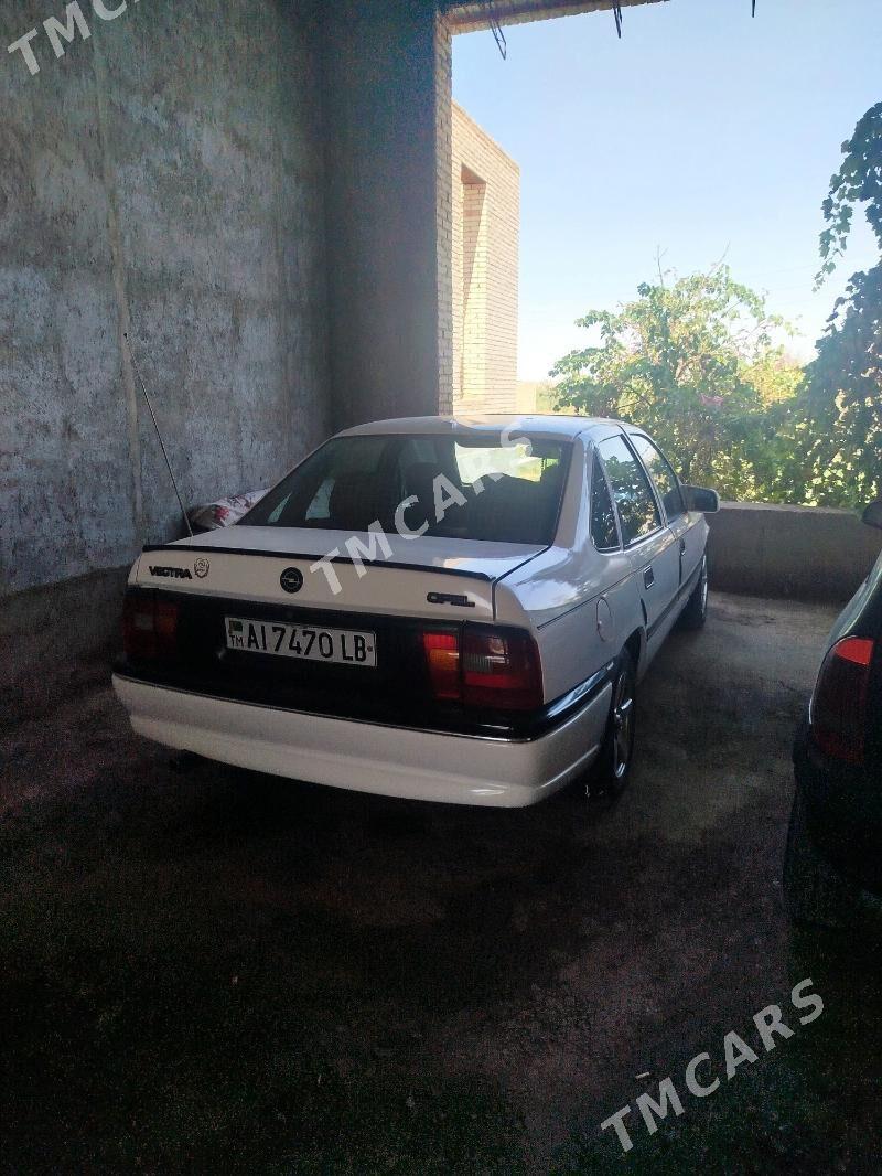 Opel Vectra 1994 - 28 000 TMT - Чарджоу - img 4