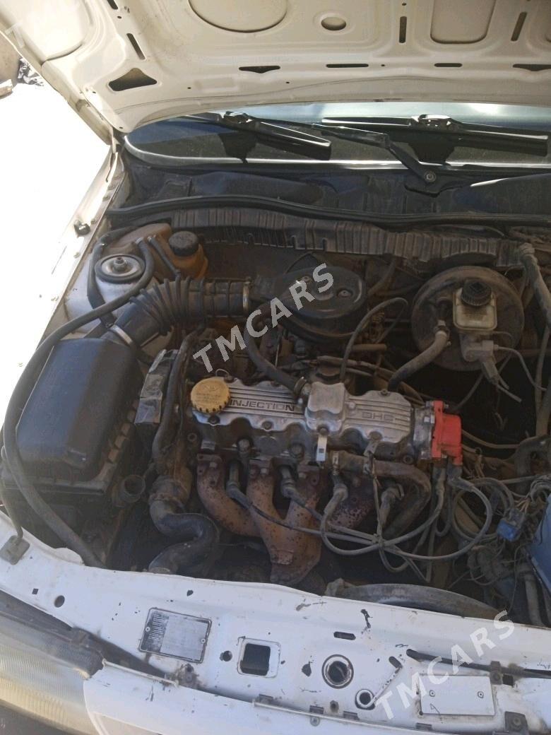 Opel Vectra 1993 - 38 000 TMT - Губадаг - img 8