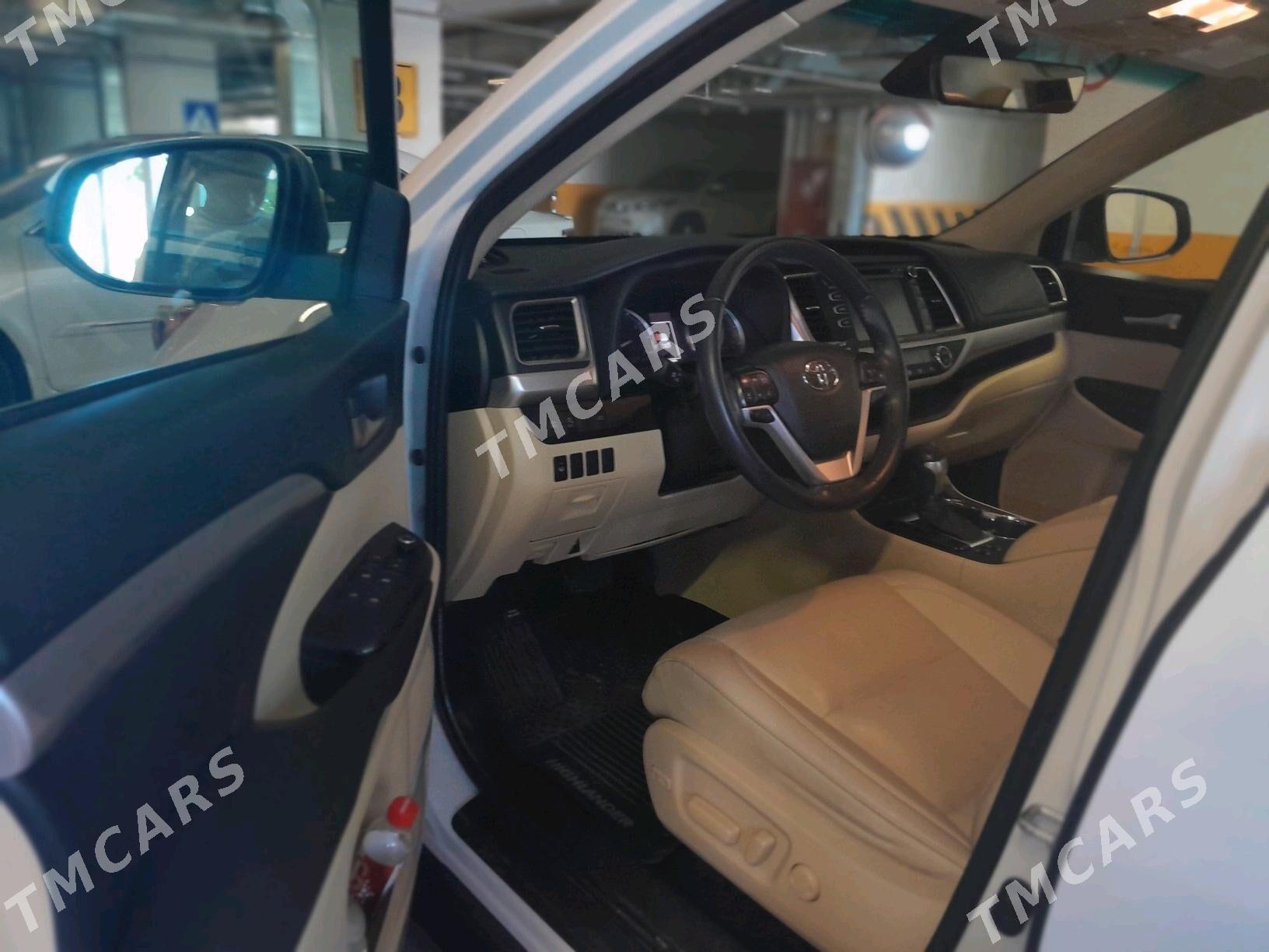 Toyota Highlander 2019 - 600 000 TMT - Ашхабад - img 5