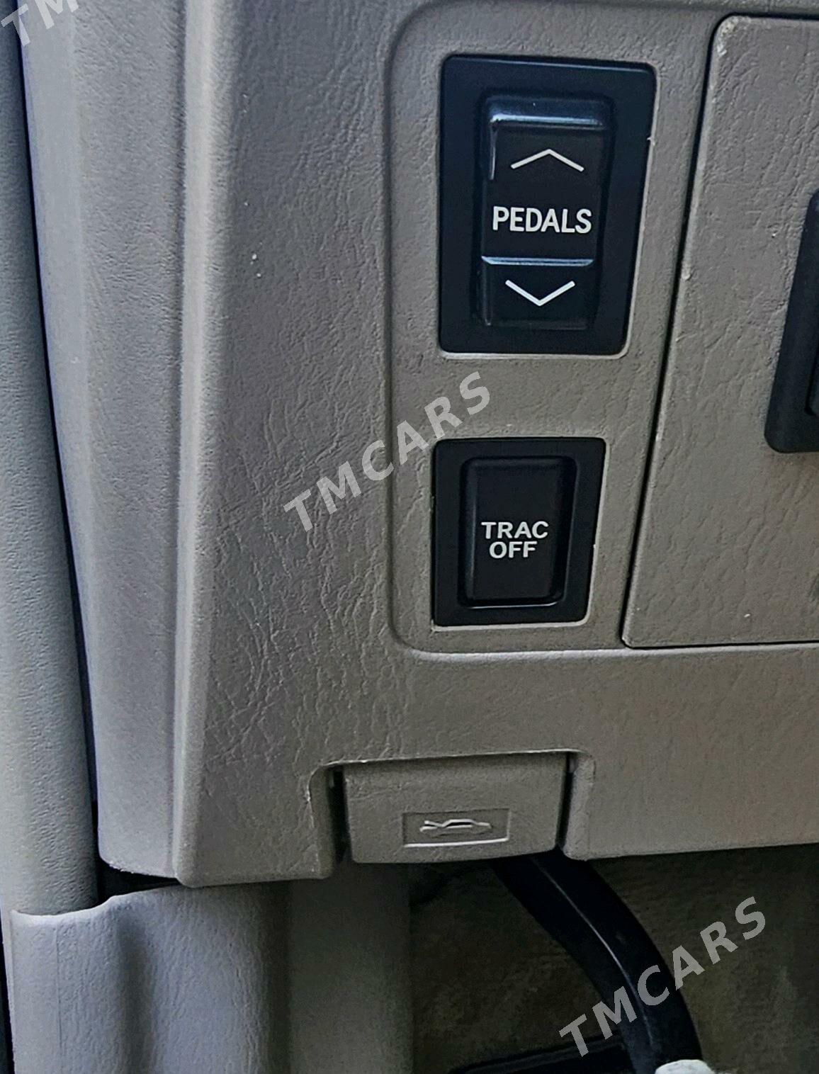 Toyota Camry 2004 - 250 000 TMT - Мары - img 9