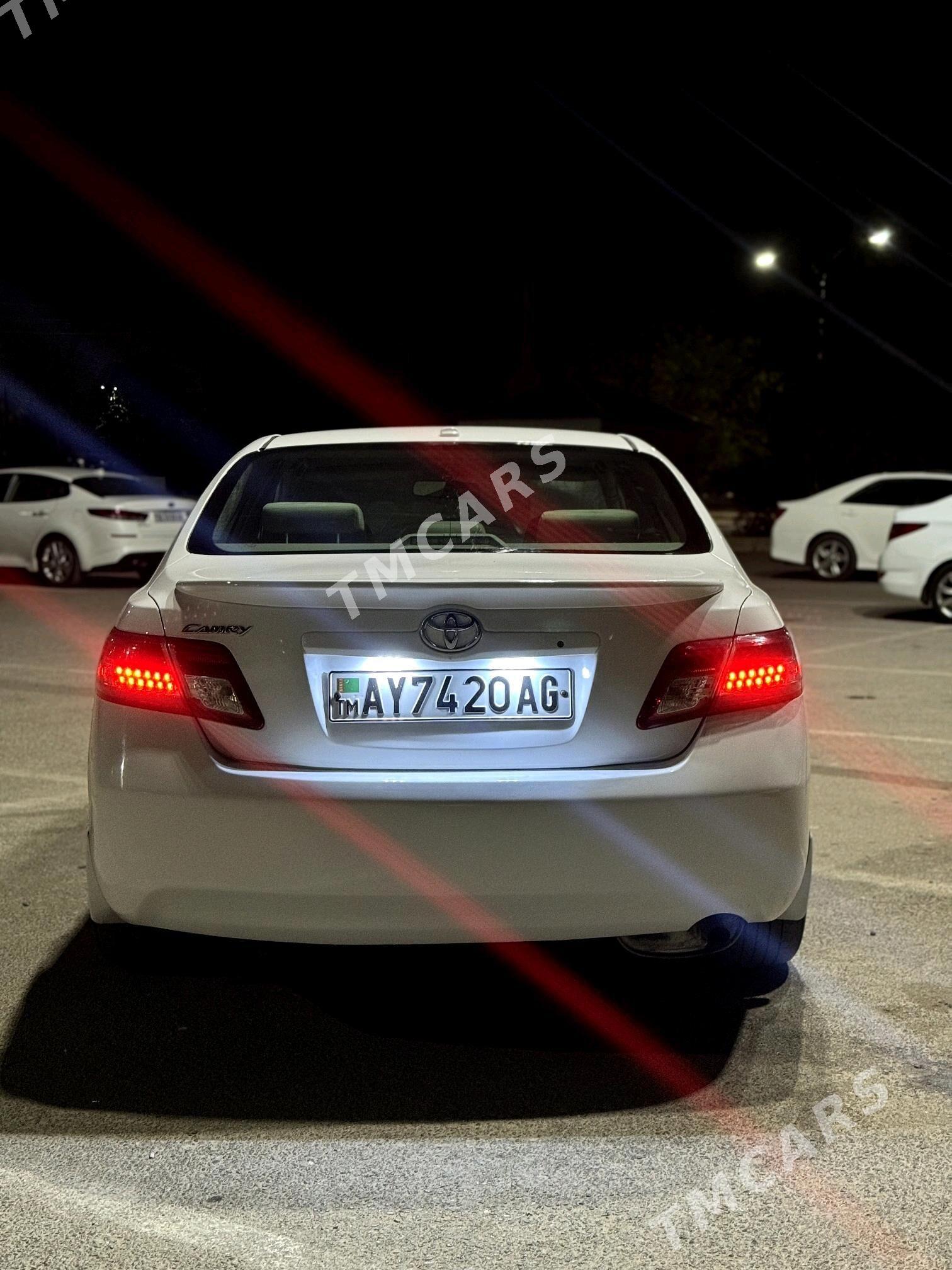 Toyota Camry 2010 - 168 000 TMT - Ашхабад - img 2