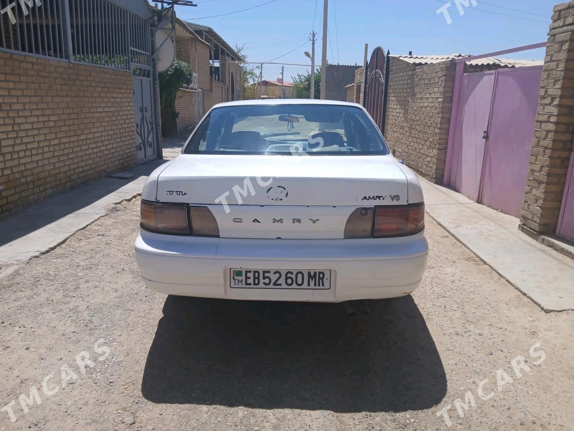 Toyota Camry 1992 - 69 000 TMT - Mary - img 3