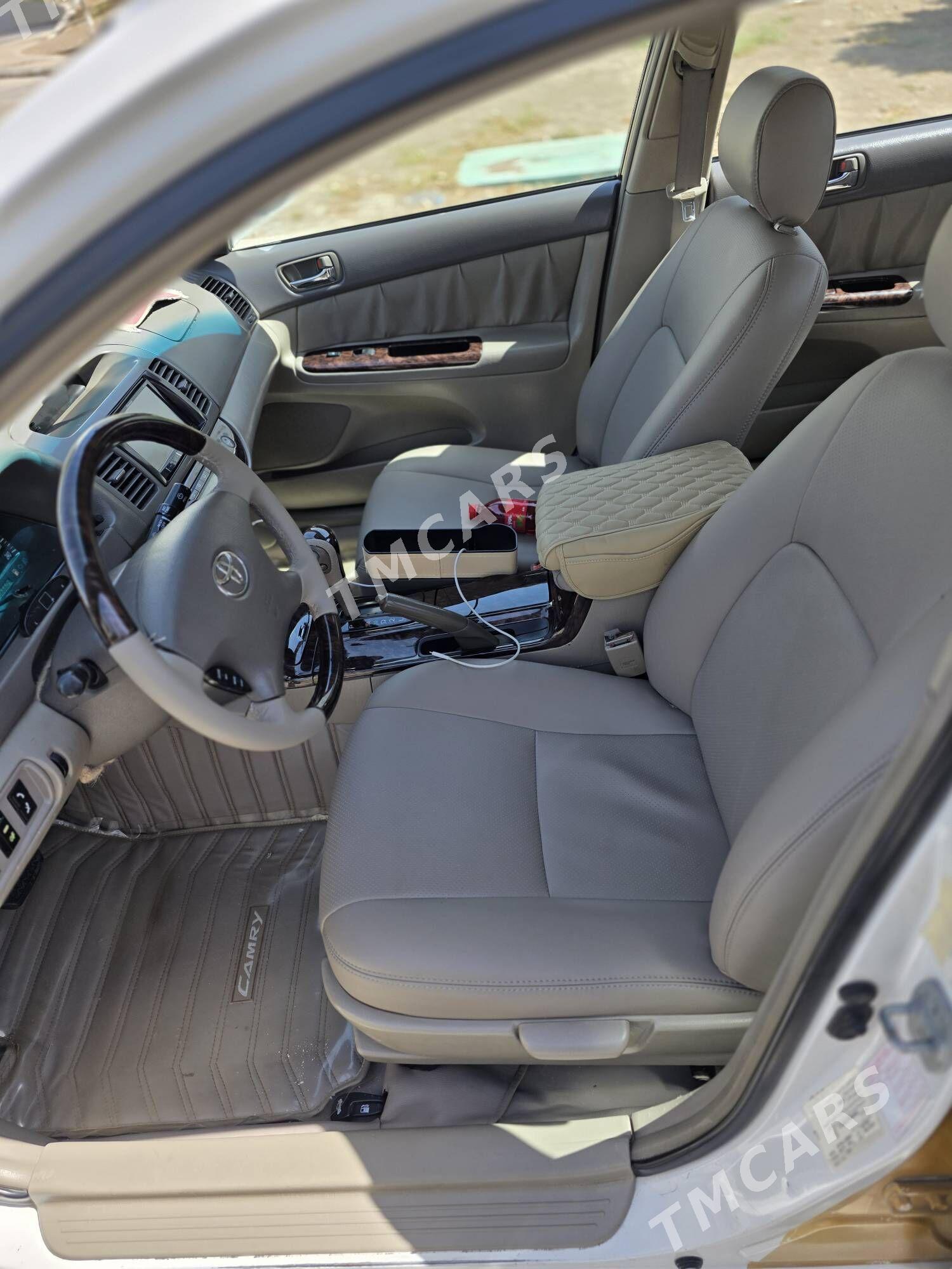 Toyota Camry 2004 - 193 000 TMT - Ашхабад - img 3