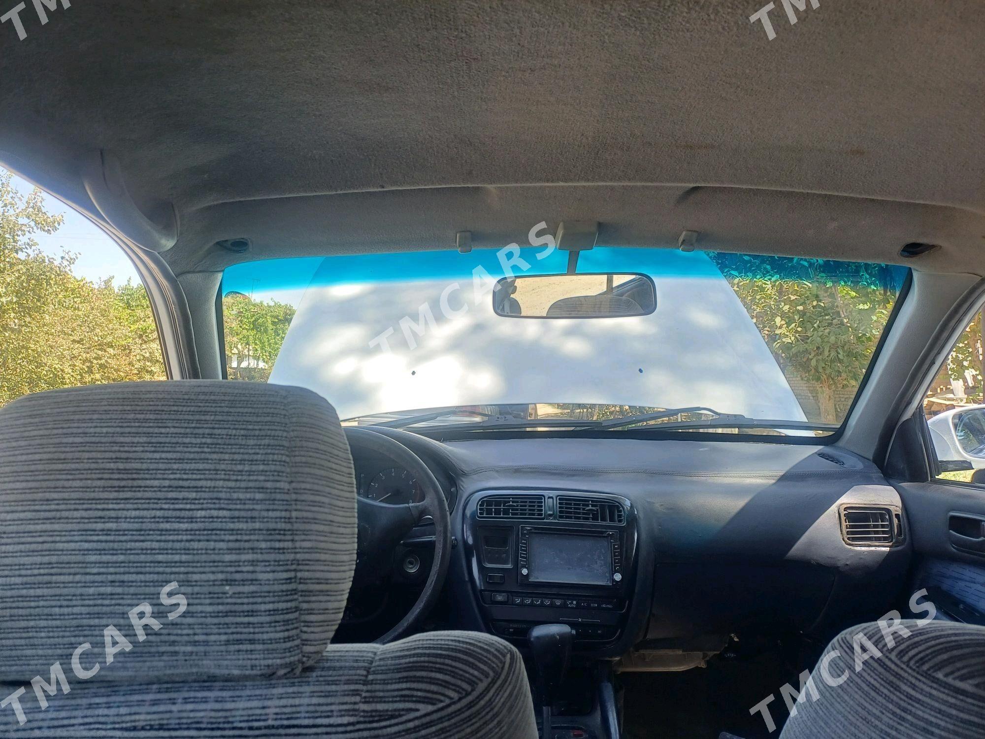 Toyota Carina 1993 - 50 000 TMT - Sakar - img 9