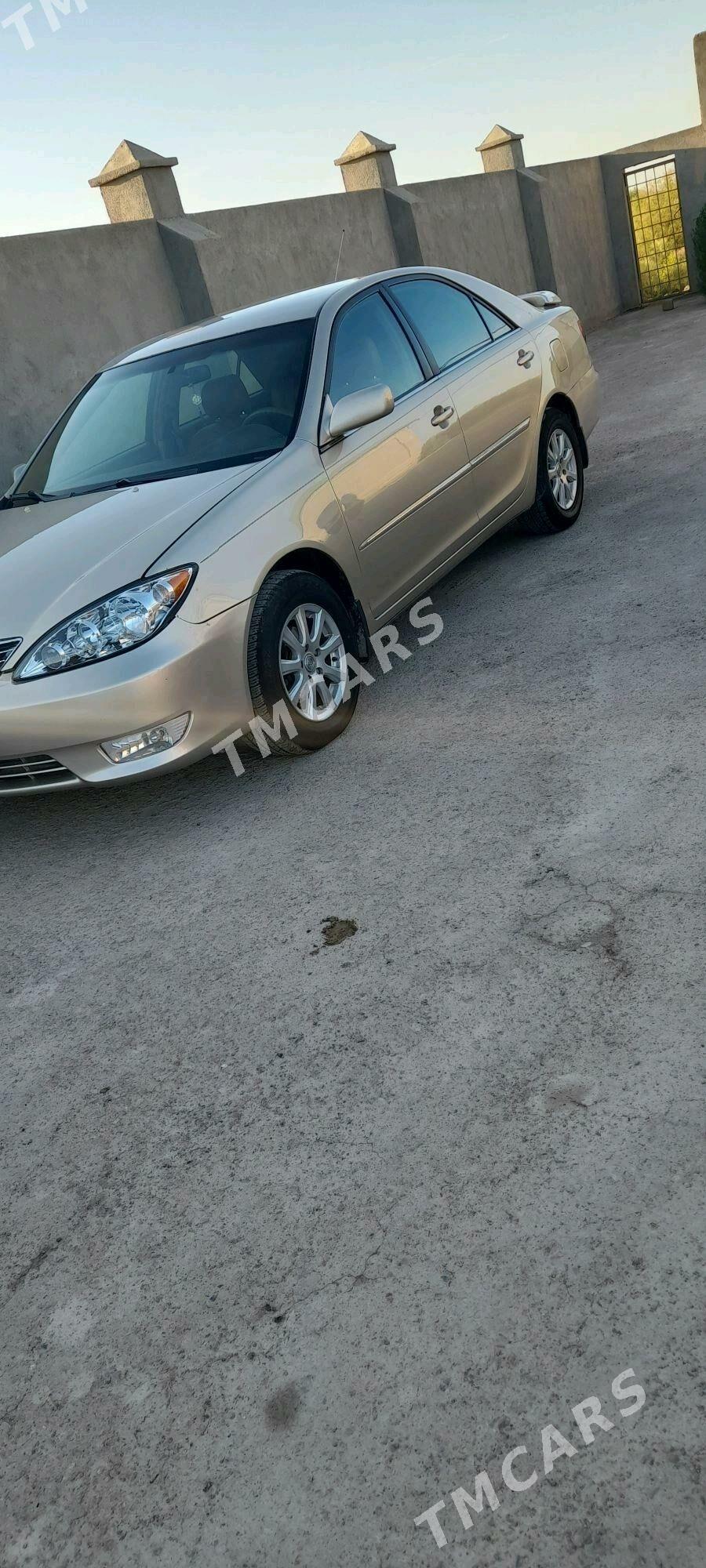 Toyota Camry 2003 - 159 000 TMT - Гурбансолтан Едже - img 2