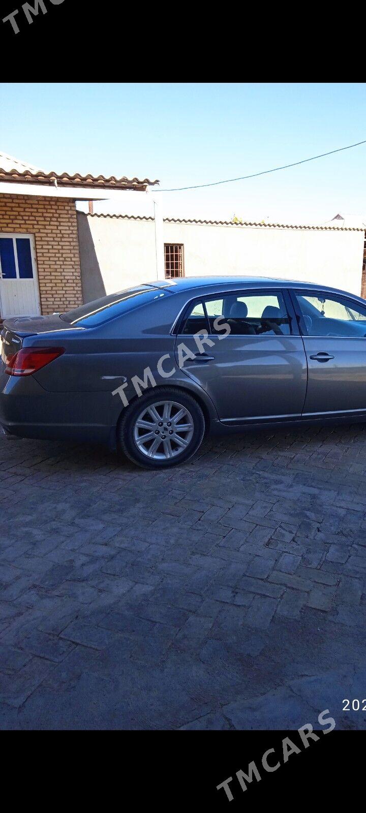Toyota Avalon 2005 - 190 000 TMT - Мары - img 2