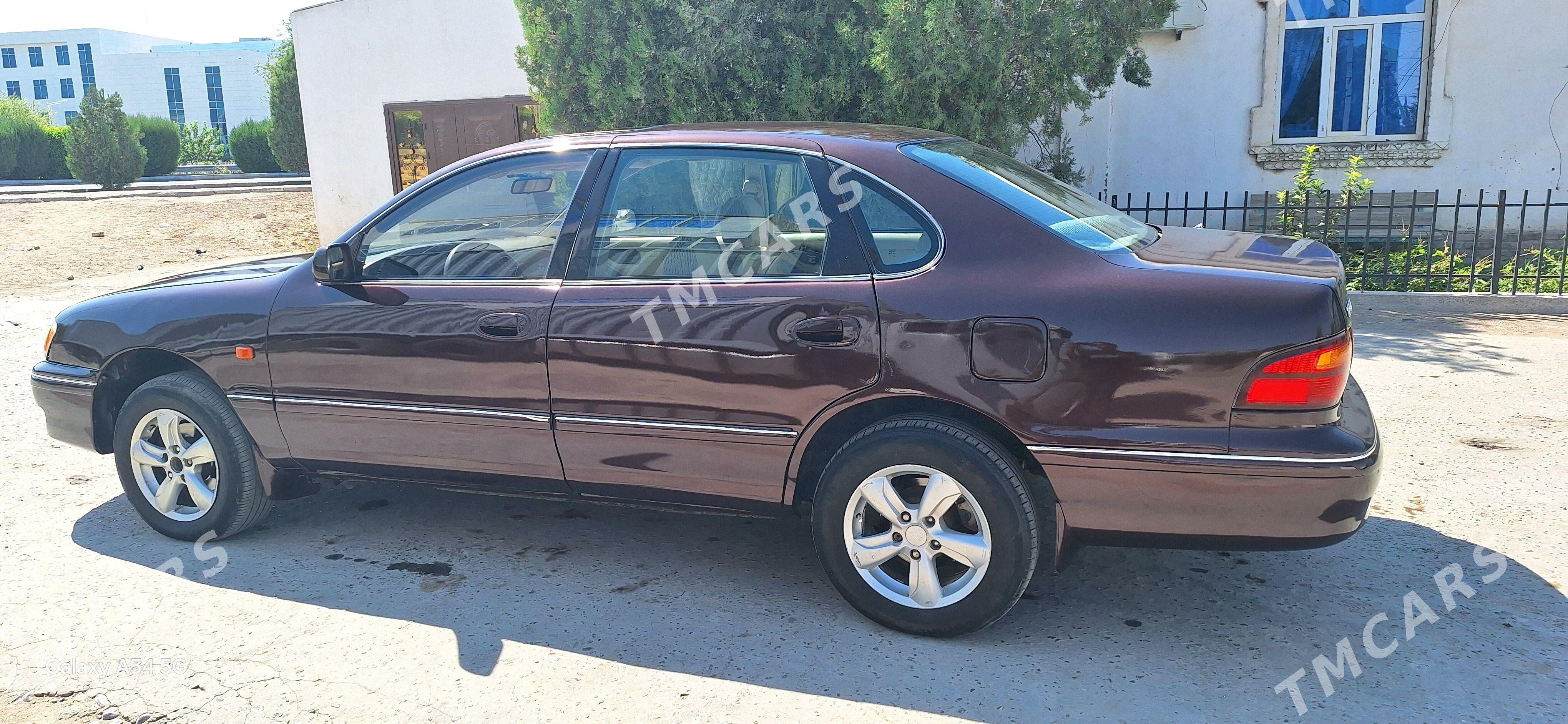Toyota Avalon 1998 - 110 000 TMT - Дашогуз - img 4