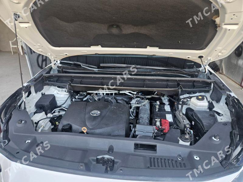 Toyota Highlander 2021 - 655 000 TMT - Мары - img 5
