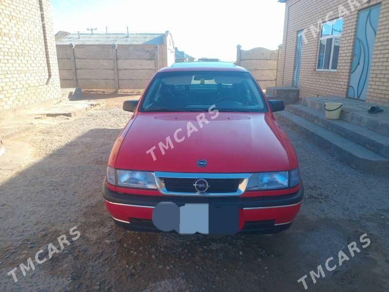 Opel Vectra 1992 - 30 000 TMT - Mary - img 2