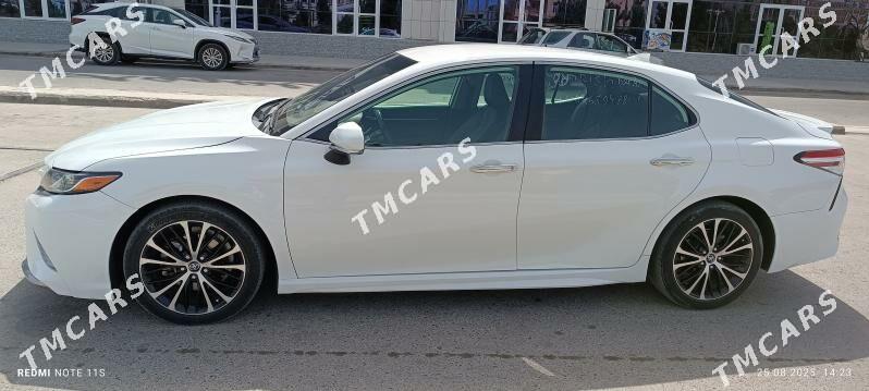Toyota Camry 2020 - 325 000 TMT - Kerki - img 3