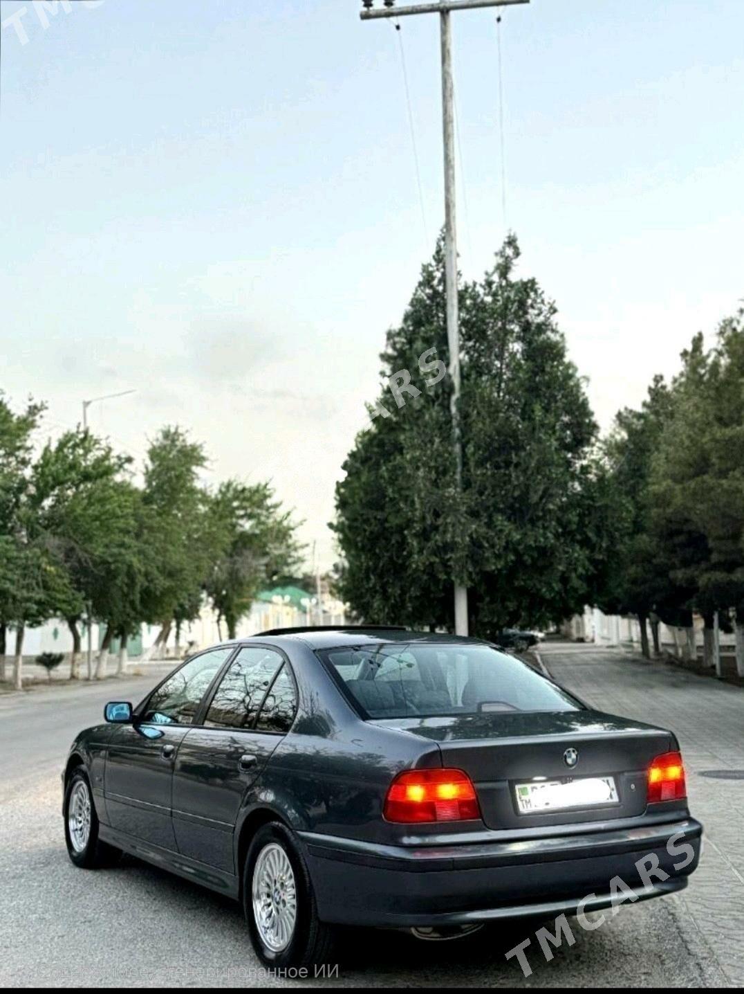 BMW E39 1999 - 115 000 TMT - Балканабат - img 2