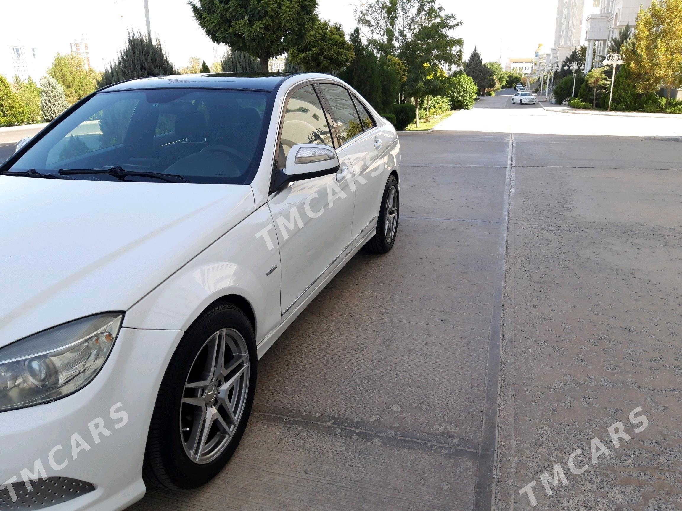 Mercedes-Benz C350 2010 - 150 000 TMT - Ашхабад - img 10