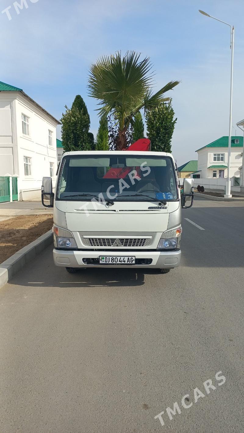 Mitsubishi Canter 2015 - 600 000 TMT - Täze zaman - img 4
