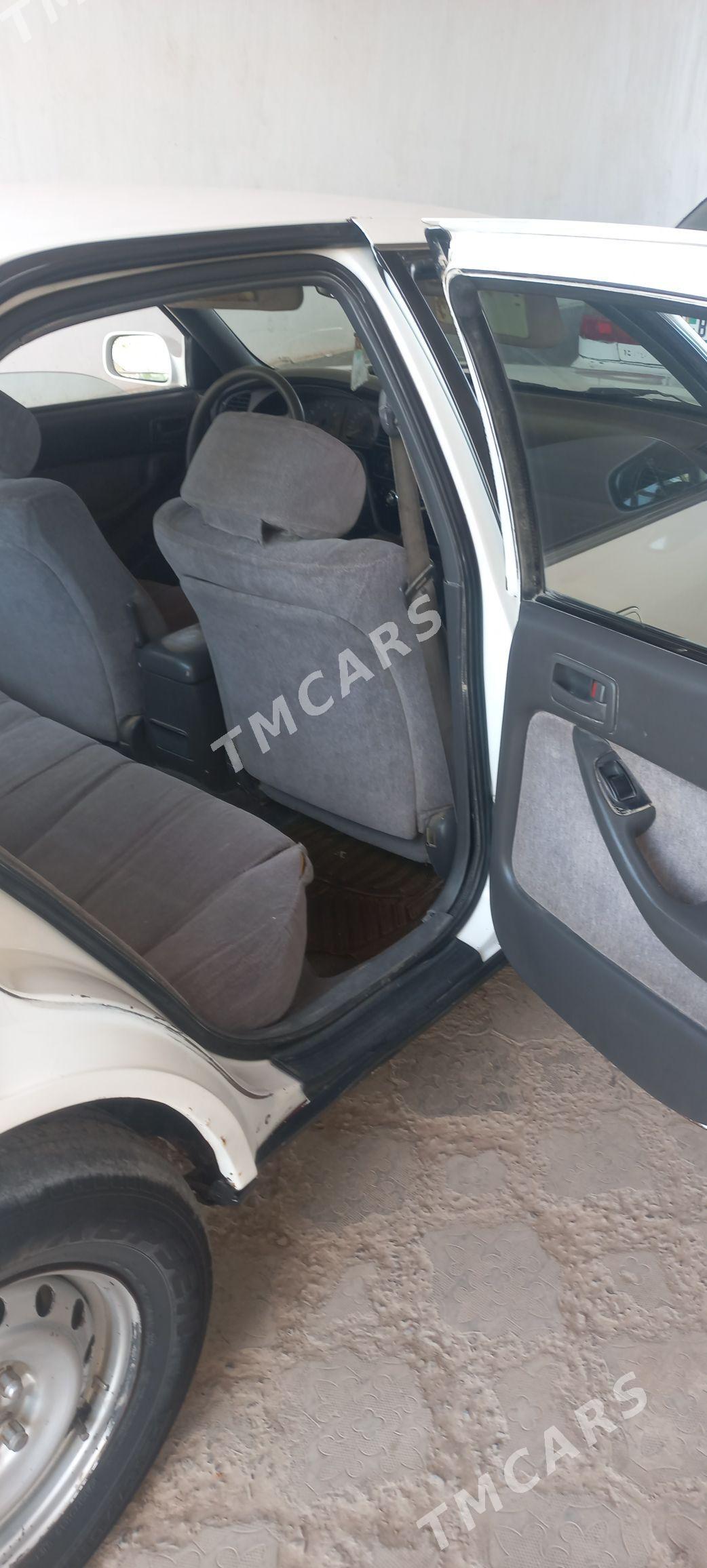 Toyota Camry 1993 - 65 000 TMT - Kerki - img 2