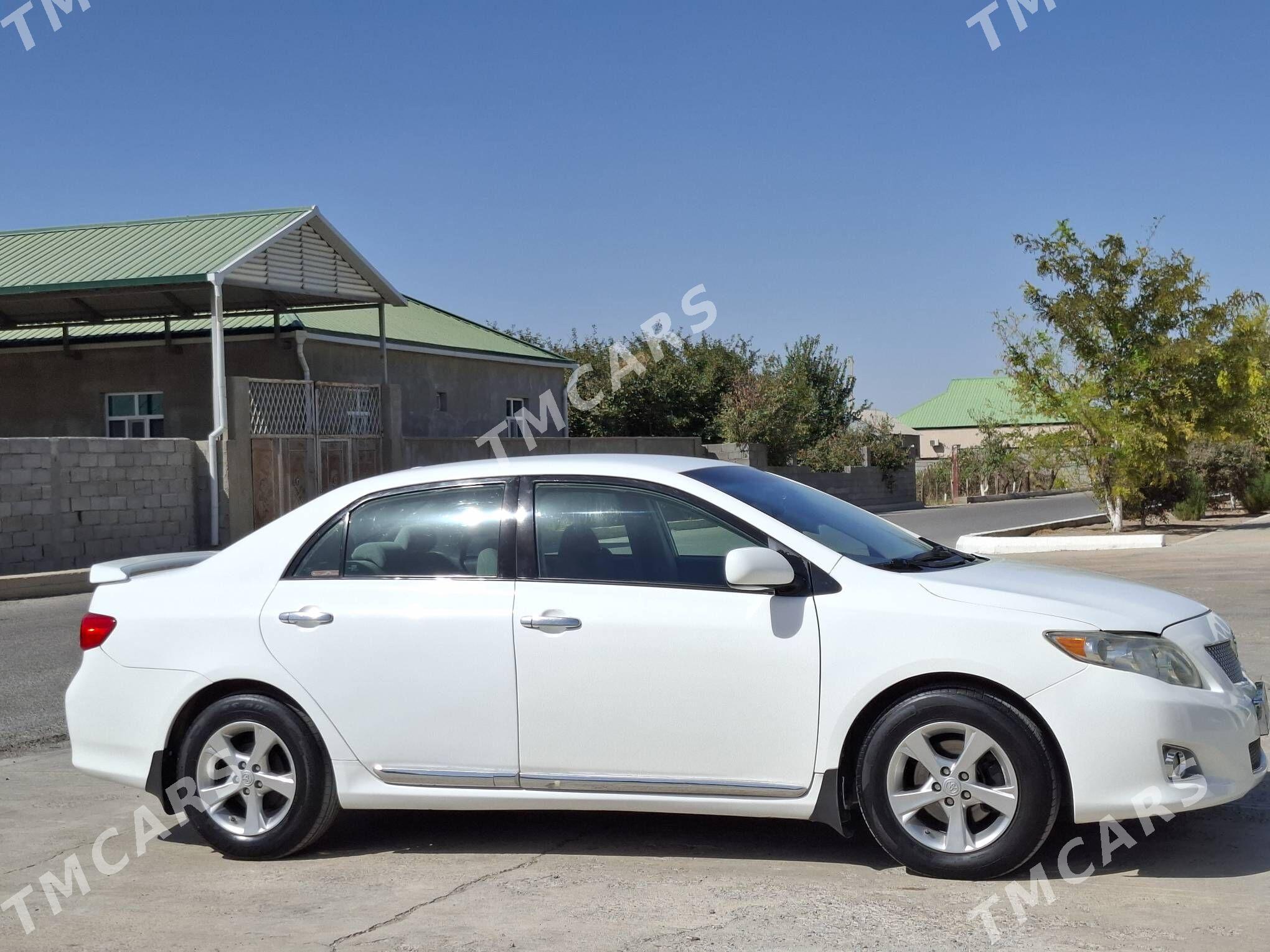 Toyota Corolla 2010 - 152 000 TMT - Ашхабад - img 2