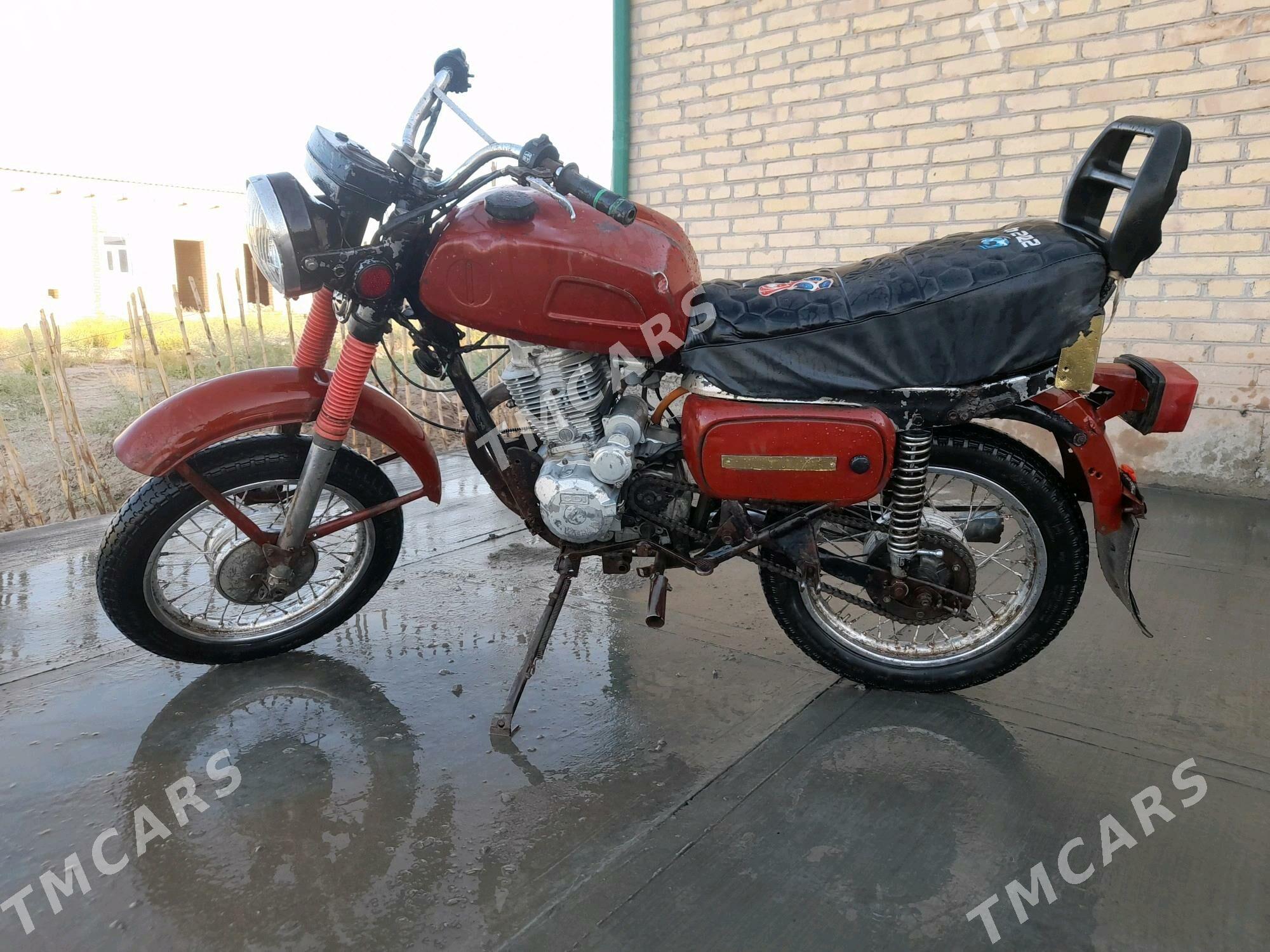 Jawa Perak 2013 - 5 200 TMT - Гарабекевюл - img 3